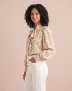 Blusa floral con lazo - Imagen 2